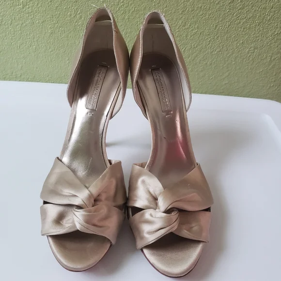 BCBG Max Azria Heels - Picture 7 of 8